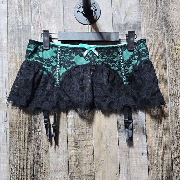 Carrie Amber Black and Green Lace Garter Belt NWT S/M - Picture 1 of 3